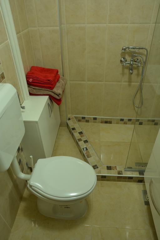Apartment Kapishtec Skopje Rom bilde